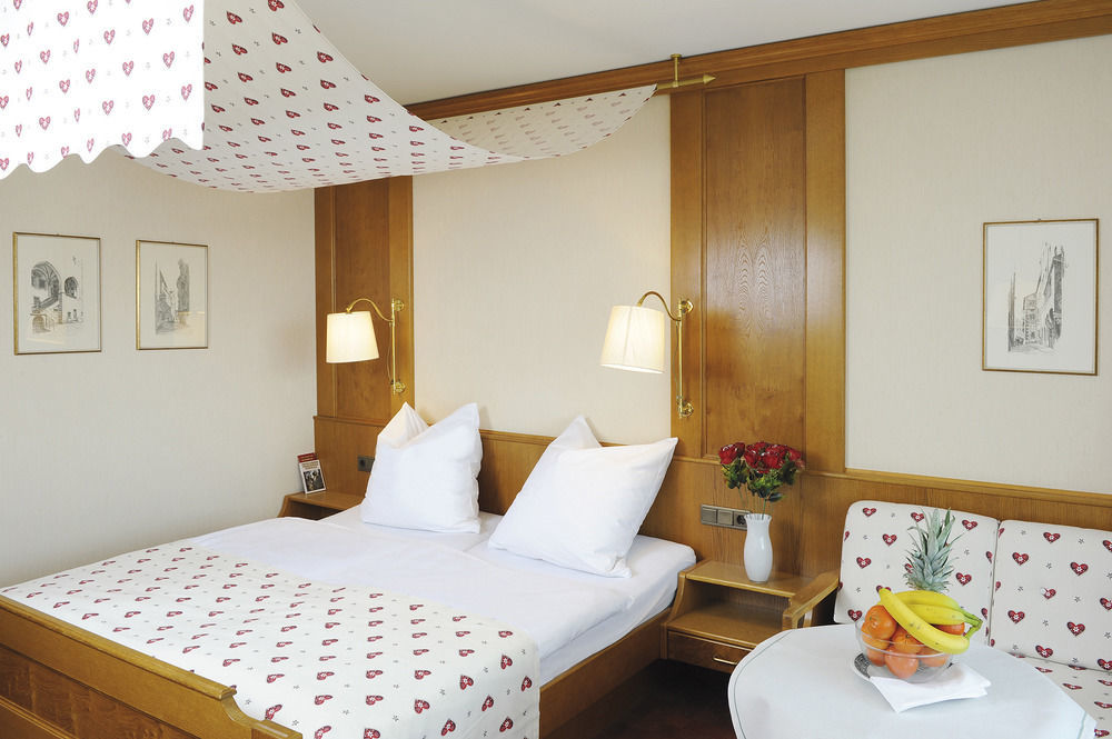 Hotel Bad Stebener Hof Экстерьер фото