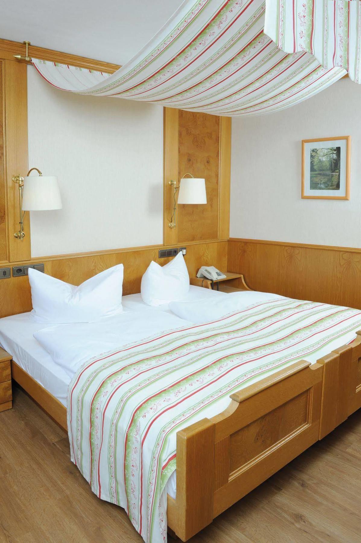 Hotel Bad Stebener Hof Экстерьер фото